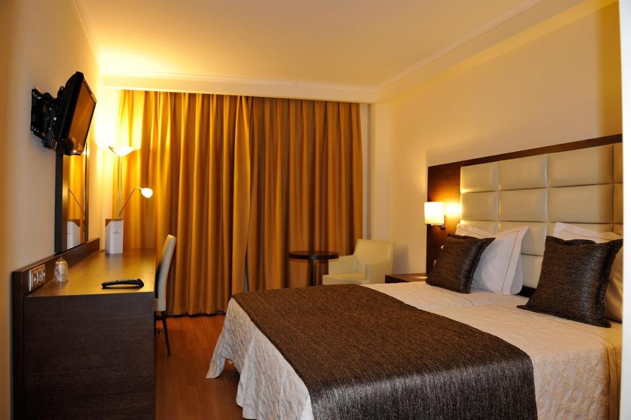 Europa Hotel Kastoria Extérieur photo