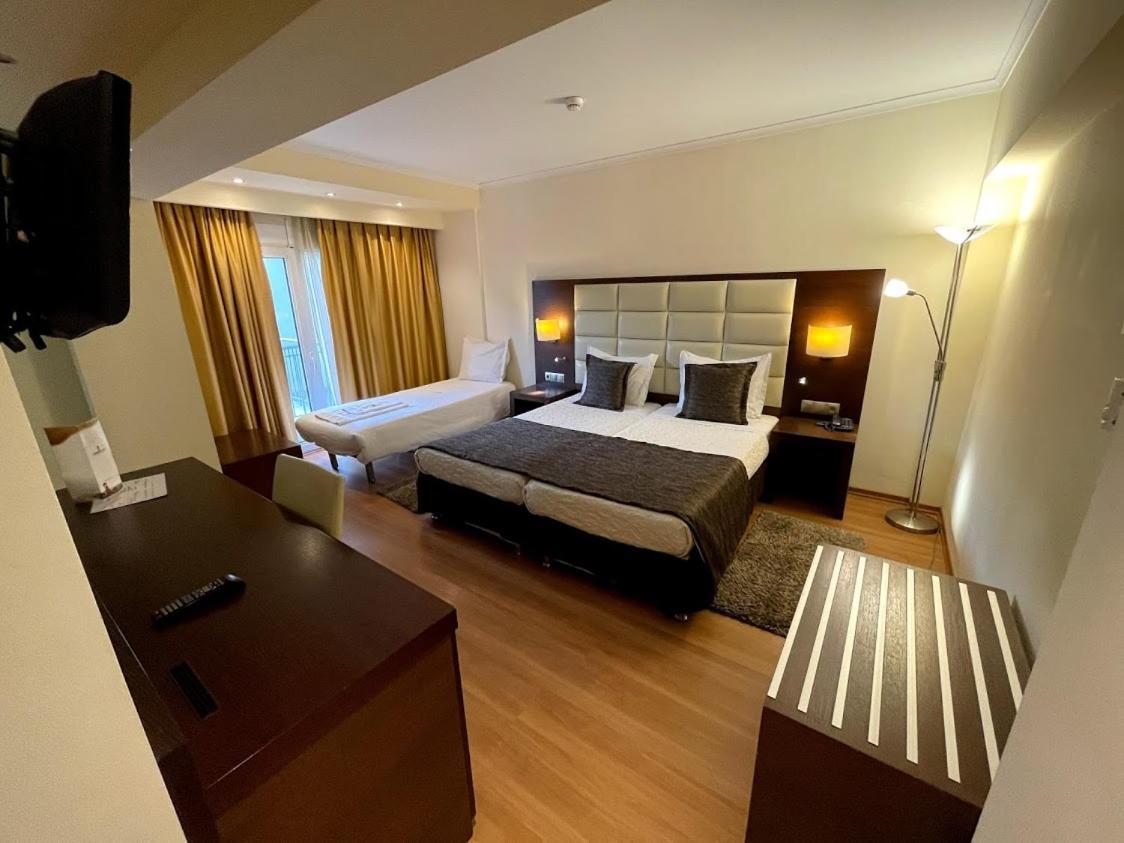 Europa Hotel Kastoria Extérieur photo